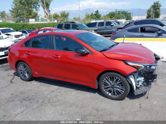 3KPF54AD3NE491151 KIA Forte Gt-line