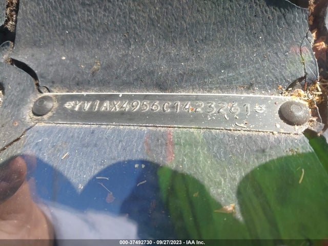 1982 VOLVO 245 DL/GL VIN: YV1AX4956C1423261
