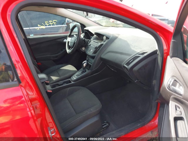 Ford FOCUS SE 2016 1FADP3F24GL202250 Image 12