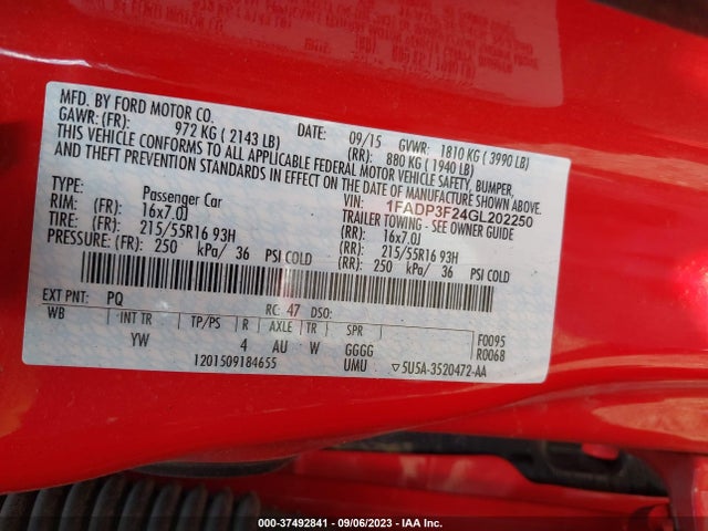 Ford FOCUS SE 2016 1FADP3F24GL202250 Image 16