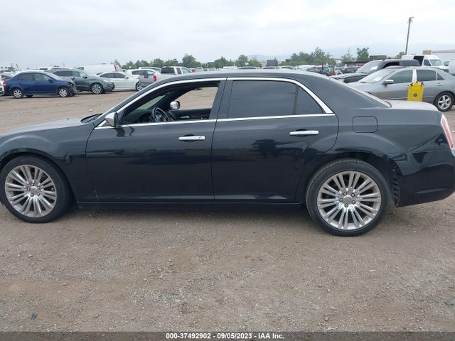 Chrysler 300 300c John Varvatos 2014 2C3CCADT7EH214067 Image 15