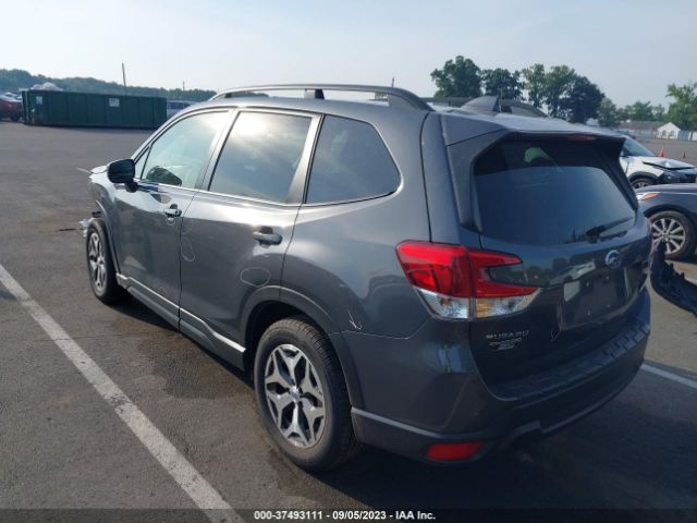 JF2SKAGC3LH568789 Subaru Forester Premium