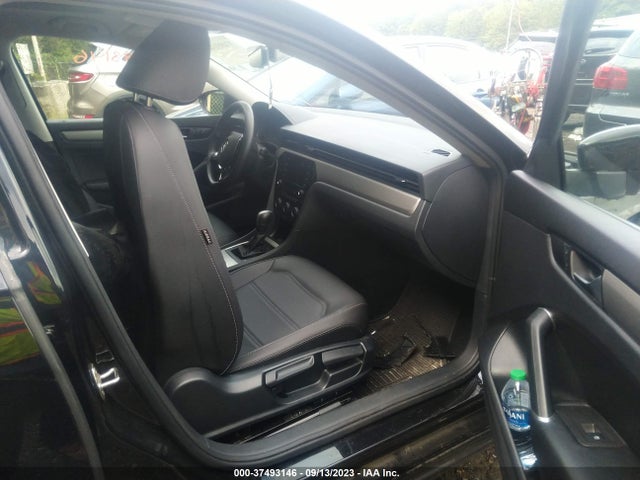 1VWSA7A33MC016413 Volkswagen Passat 2.0t Se