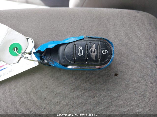 2017 MINI CLUBMAN WMWLU1C5XH2F27915 Photo 10