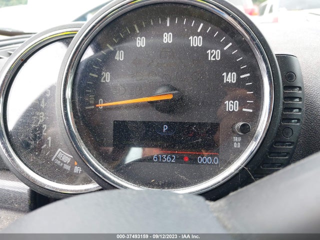 2017 MINI CLUBMAN WMWLU1C5XH2F27915 Photo 6