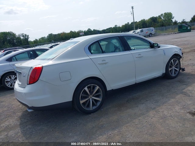 2009 LINCOLN MKS VIN: 1LNHM94R69G611302