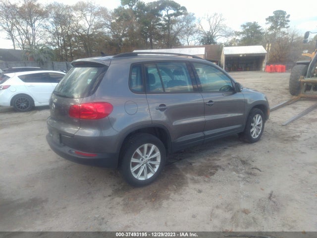WVGAV7AXXJK004651 Volkswagen TIGUAN LIMITED