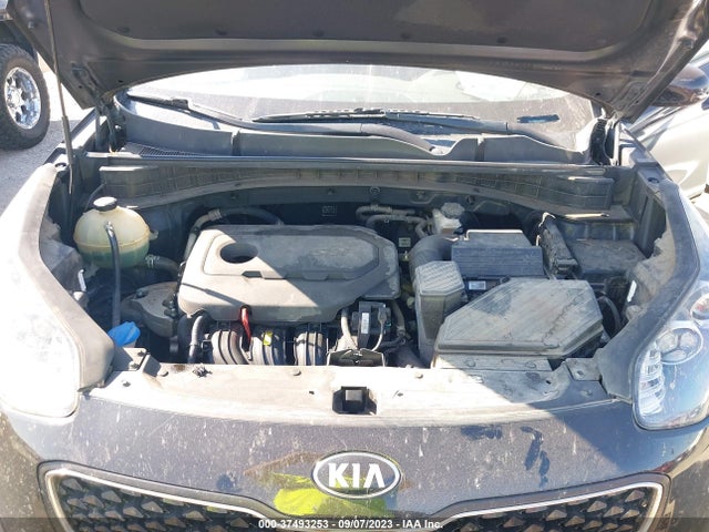 2018 KIA SPORTAGE LX VIN: KNDPM3AC1J7455218