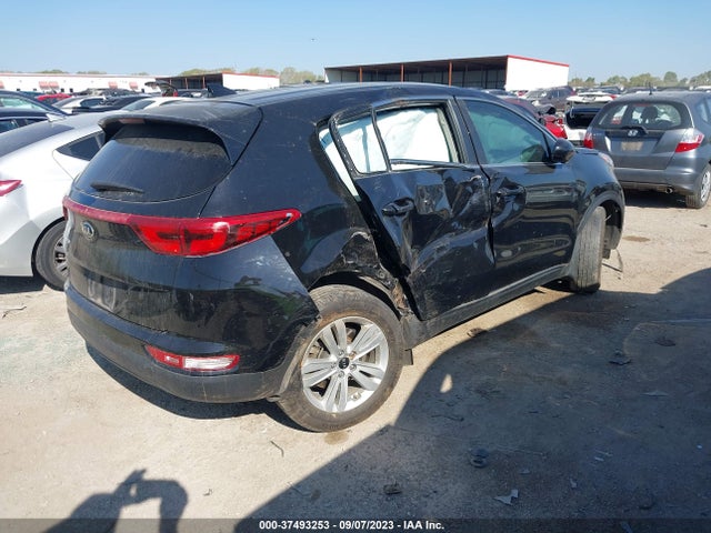 2018 KIA SPORTAGE LX VIN: KNDPM3AC1J7455218