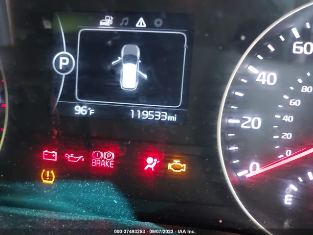 2018 KIA SPORTAGE LX VIN: KNDPM3AC1J7455218