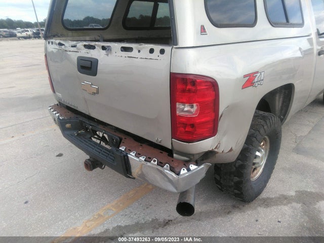 2008 CHEVROLET SILVERADO 2500HD LT W/1LT VIN: 1GCHK23668F193692