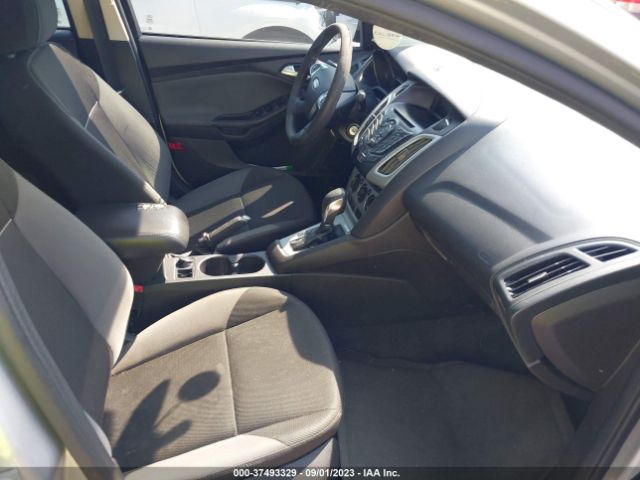 1FADP3F27EL236146 Ford FOCUS SE