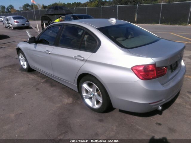WBA3B1C54EK132093 BMW 3 Series 320i