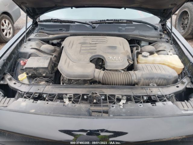 2C3CDZAG0JH121839 Dodge Challenger Sxt