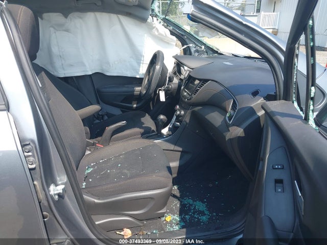 Chevrolet TRAX LS 2020 3GNCJNSB8LL206302 Image 5
