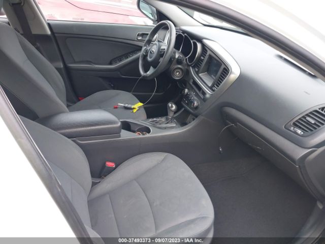 KNAGM4A7XF5572742 KIA Optima Lx