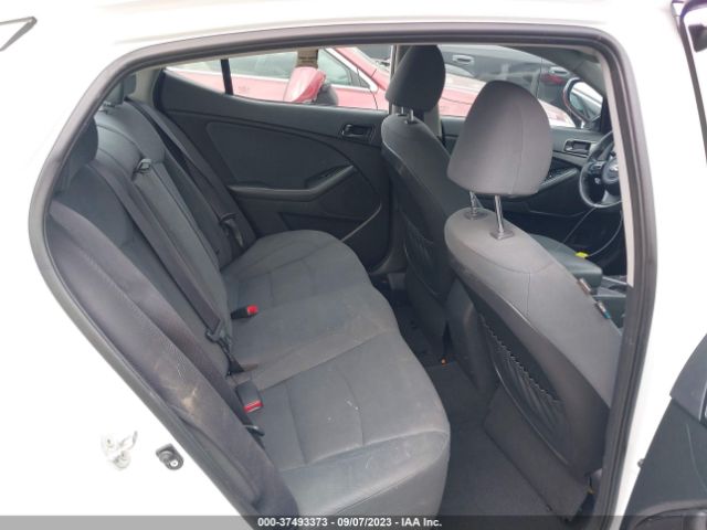 KNAGM4A7XF5572742 KIA Optima Lx