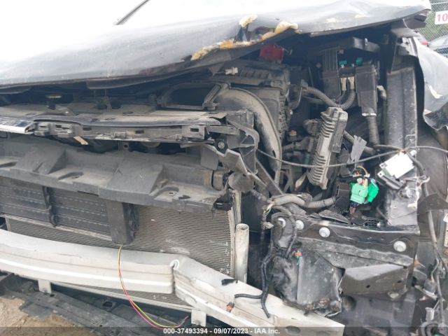 2HKRW6H38KH204638 Honda CR-V LX