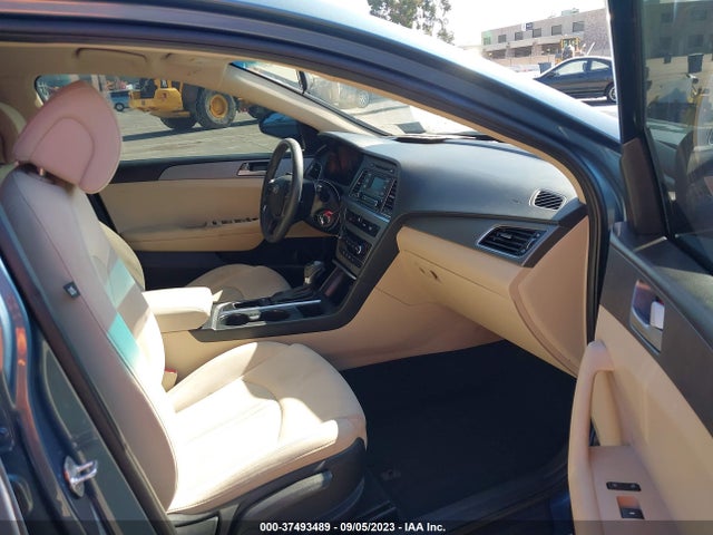 2017 HYUNDAI SONATA 2.4L VIN: 5NPE24AF2HH452377