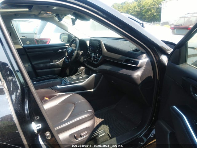 Toyota Highlander Xle 2021 5TDHZRBH9MS075833 Image 5