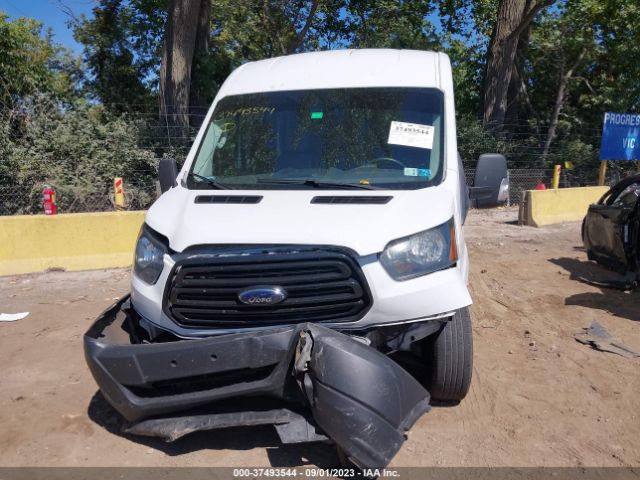 1FTNR2CV4FKB04017 Ford TRANSIT CARGO VAN