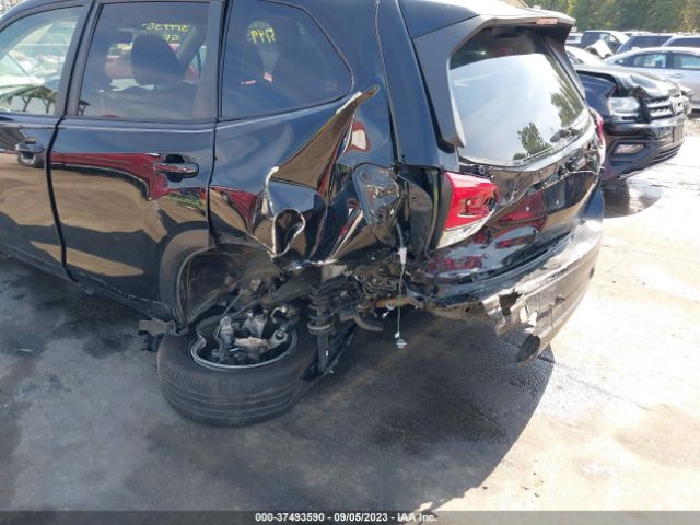 JF2SKAGCXKH447773 Subaru Forester Premium