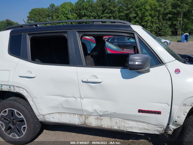 ZACCJBCB4HPE70475 Jeep Renegade Trailhawk 4x4