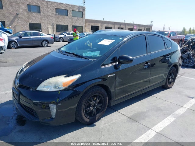 Toyota Prius Four/five/three/one/two 2014 JTDKN3DU9E1775004 Image 2