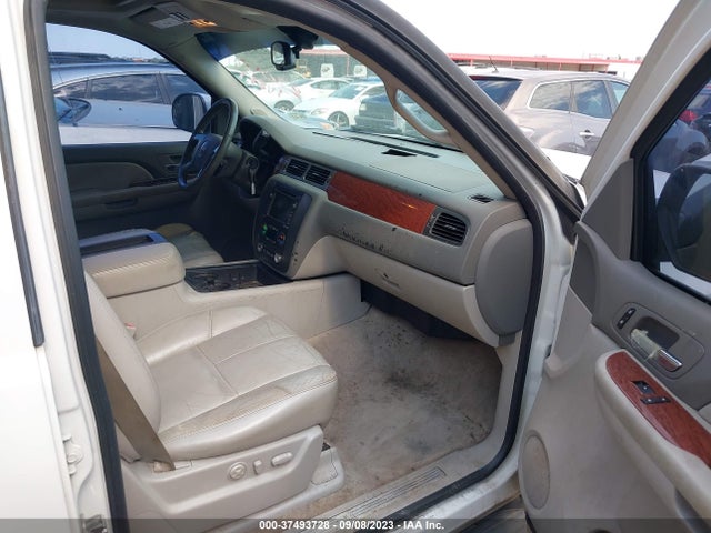 2007 GMC YUKON XL SLT VIN: 1GKFC16J57J220587