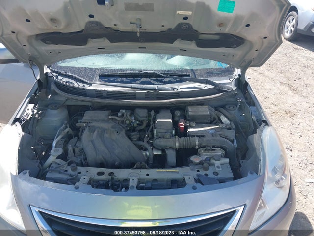 Nissan VERSA SV 2014 3N1CN7AP1EL869996 Image 10