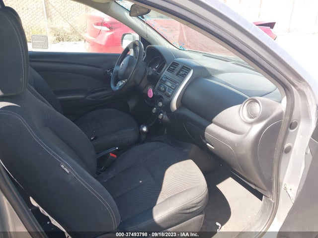 Nissan VERSA SV 2014 3N1CN7AP1EL869996 Image 5