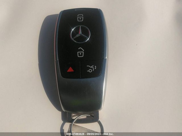 W1KUG8GB9LA557982 Mercedes-Benz S-class S 560