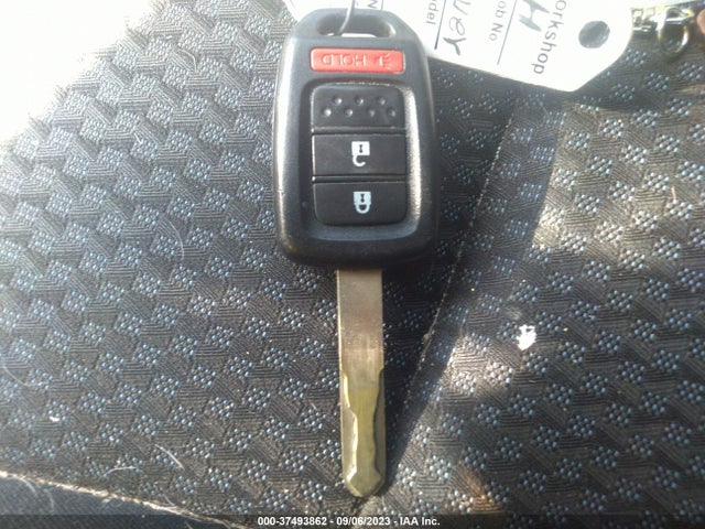 2018 HONDA FIT LX VIN: 3HGGK5H47JM732591