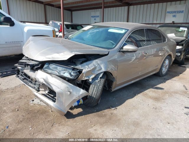 1VWAS7A35GC008942 Volkswagen Passat 1.8t S