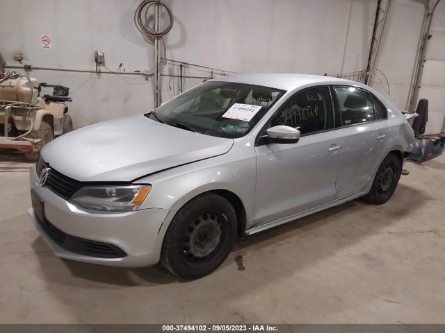 3VWD17AJ2EM228615 Volkswagen Jetta Sedan Se