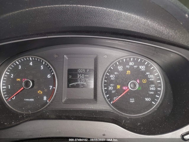 3VWD17AJ2EM228615 Volkswagen Jetta Sedan Se