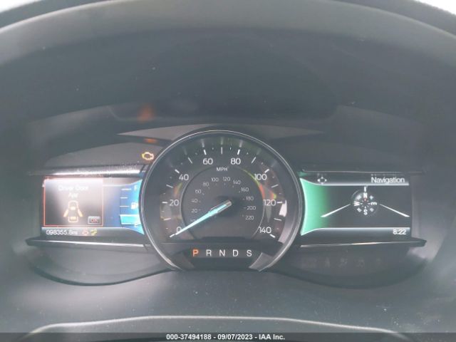 1FM5K8D88HGD64132 Ford EXPLORER XLT