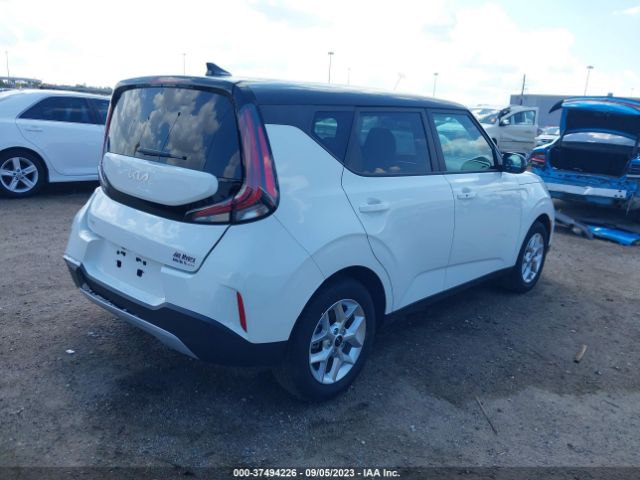 KNDJ23AU7P7214888 KIA SOUL S