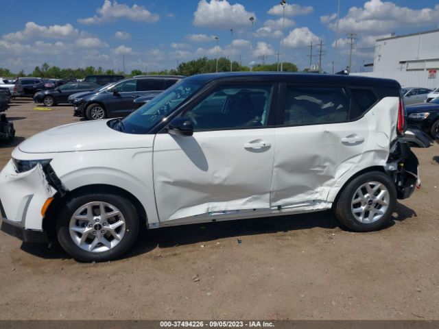 KNDJ23AU7P7214888 KIA SOUL S