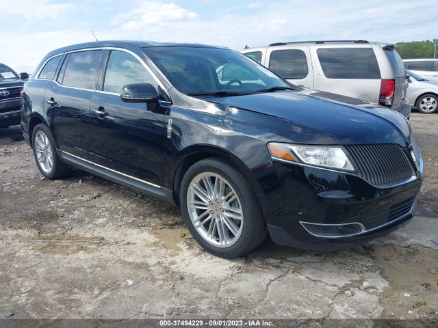 2016 Lincoln MKT, VIN: 2LMHJ5AT1GBL00371
