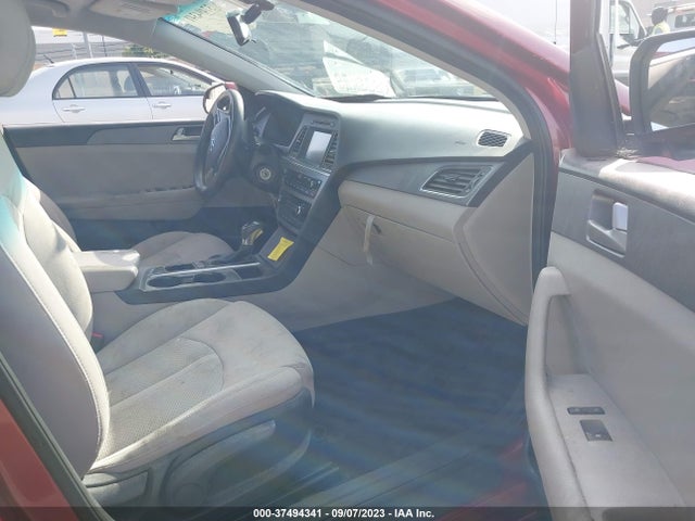 2016 HYUNDAI SONATA 2.4L SE VIN: 5NPE24AF8GH359796