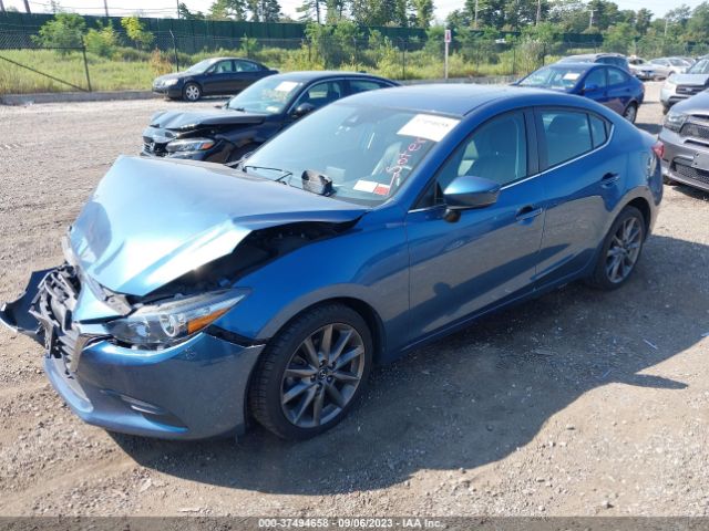 2018 MAZDA MAZDA3 4-DOOR 3MZBN1V37JM275606 Photo 1