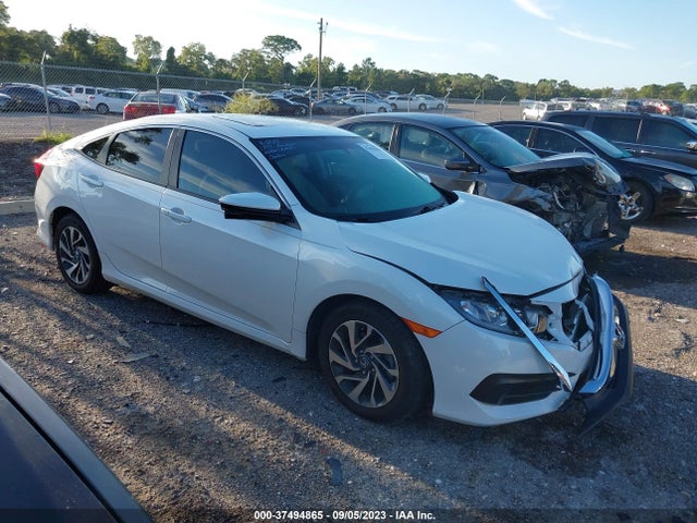 2018 19XFC2F71JE033485 main image