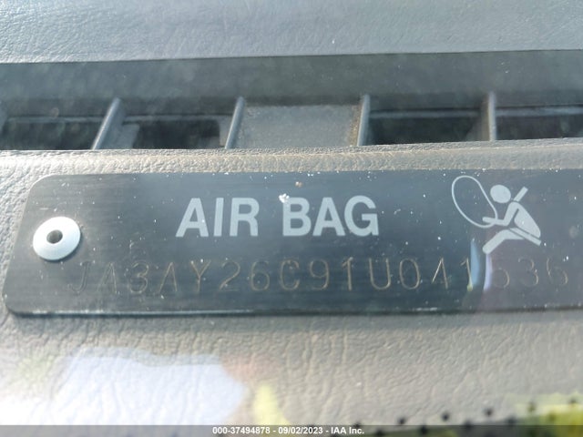 2001 MITSUBISHI MIRAGE ES VIN: JA3AY26C91U041536