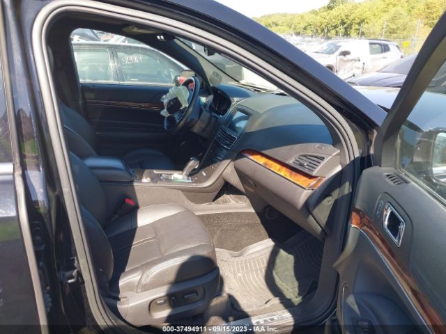 2LMHJ5NK2JBL01926 Lincoln MKT