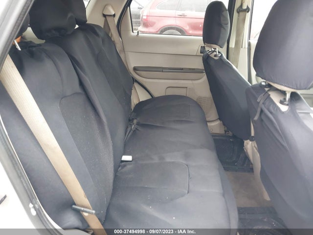 2008 FORD ESCAPE XLT VIN: 1FMCU93198KB59007
