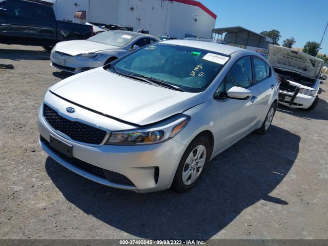 3KPFL4A76JE268435 KIA FORTE LX