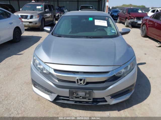19XFC2F51HE042776 Honda Civic Sedan Lx