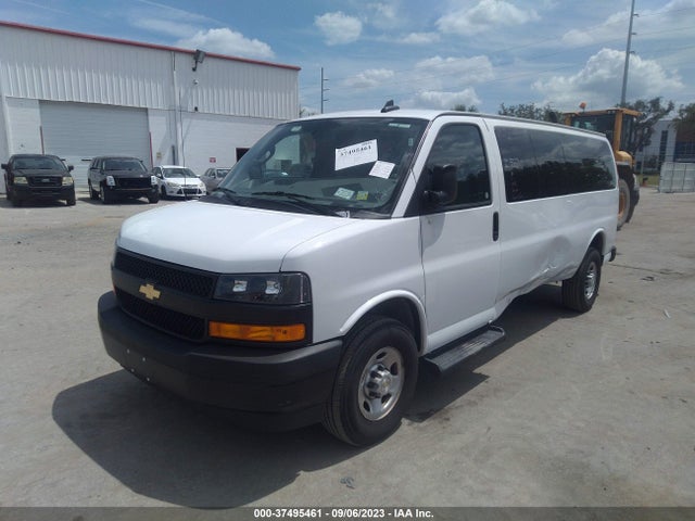 Chevrolet Express Passenger Ls 2022 1GAZGNFPXN1276815 Image 2