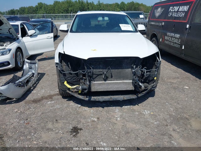 WA1LFAFP1FA123230 Audi Q5 Premium Plus